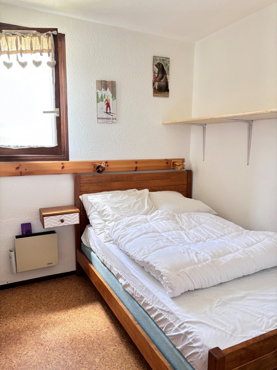 risoul-hebergement-century21-edelweissb26-chambre-1315775